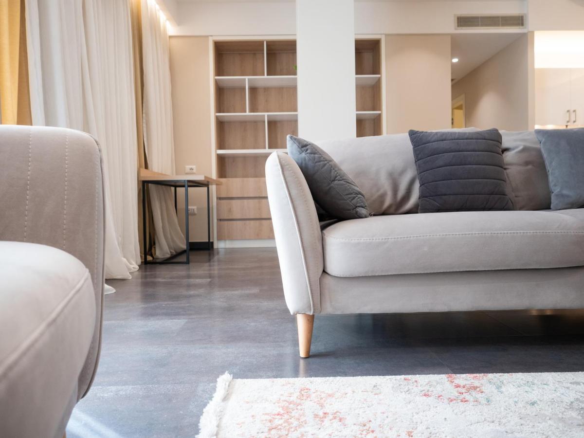 Lake Drive Rooms&Apartments Tiranë Luaran gambar